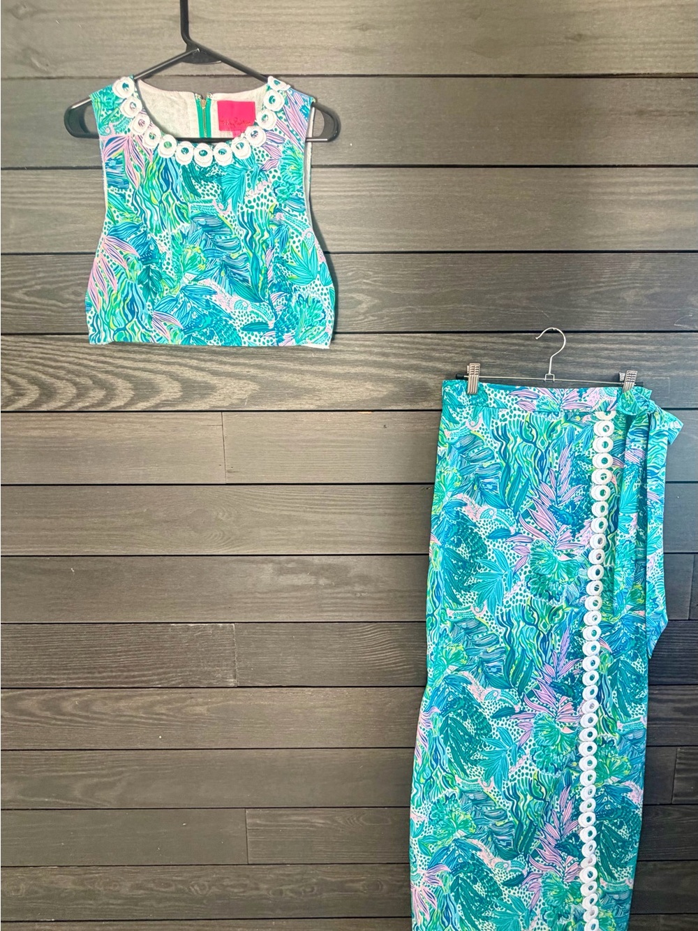 Two-Piece Tropical Print Crop Top & Skirt Set in Teal